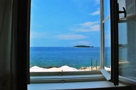 Sunset Apartment